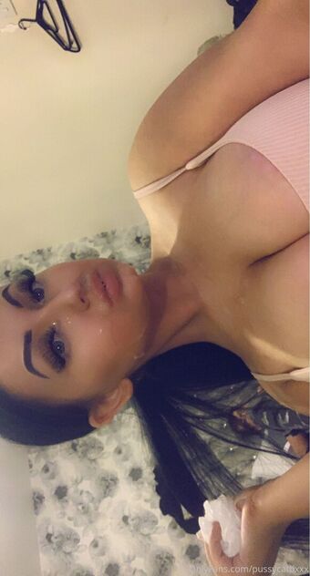 SofyDenton Nakenläckor OnlyFans Foto 32