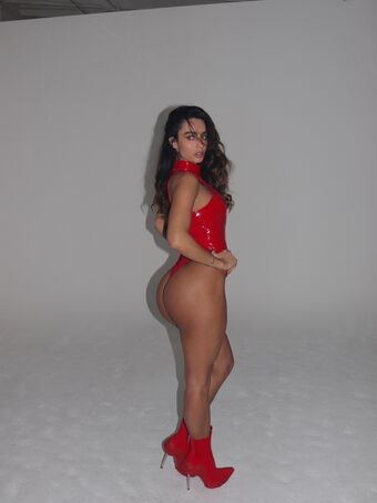Sommer Ray