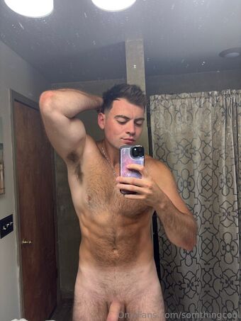 somthingcool Nakenläckor OnlyFans Foto 2