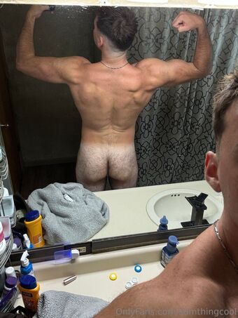 somthingcool Nakenläckor OnlyFans Foto 3