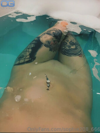 Sophie208-666 Nakenläckor OnlyFans Foto 82