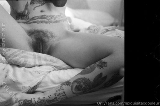 sovias.diary Nakenläckor OnlyFans Foto 8
