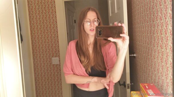 spiralgirl Nakenläckor OnlyFans Foto 3