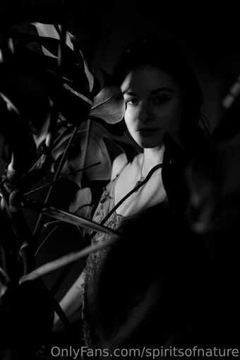spiritsofnature Nakenläckor OnlyFans Foto 19