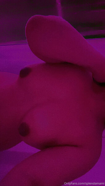 splendamami Nakenläckor OnlyFans Foto 25