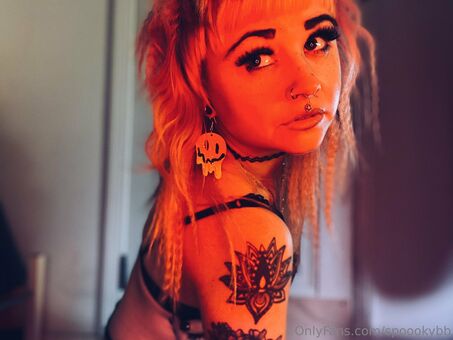spoookybb Nakenläckor OnlyFans Foto 19
