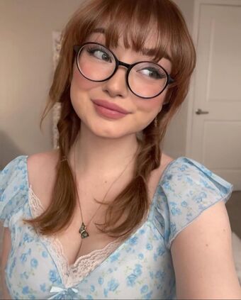 Sproutheals Nakenläckor OnlyFans Foto 8