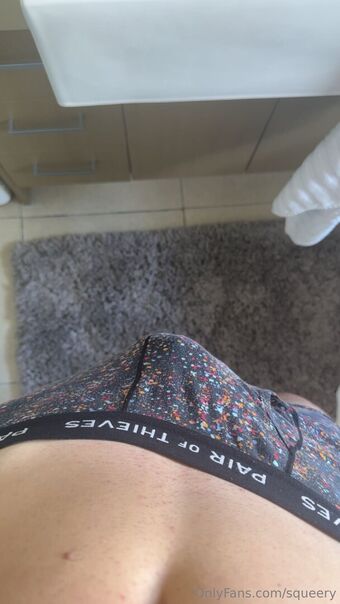 squeery Nakenläckor OnlyFans Foto 19