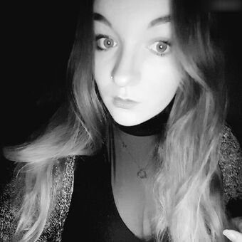 Squi_ Nakenläckor OnlyFans Foto 4