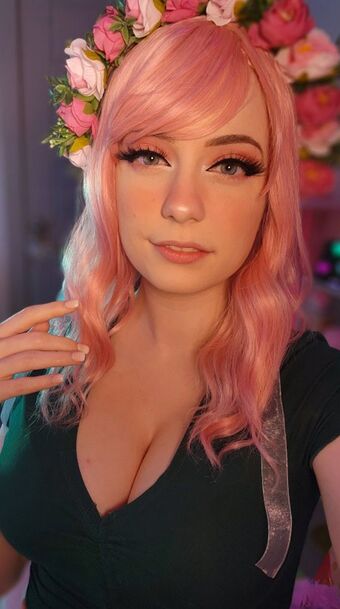 SquishShe Nakenläckor OnlyFans Foto 106