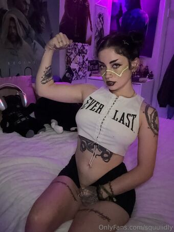 squuiidly Nakenläckor OnlyFans Foto 17