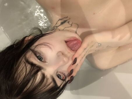 sqwrtick Nakenläckor OnlyFans Foto 57