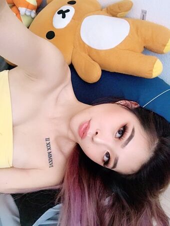 sragoddess Nakenläckor OnlyFans Foto 1