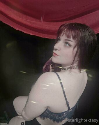 starlightextasy Nakenläckor OnlyFans Foto 7