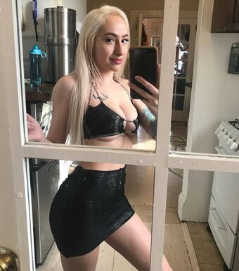 Stephanie Adele Nakenläckor OnlyFans Foto 13