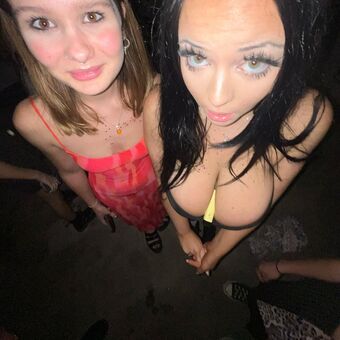 Stormiscarlet Nakenläckor OnlyFans Foto 6