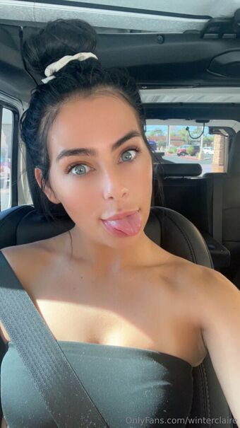 summermonroeee Nakenläckor OnlyFans Foto 4