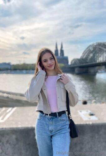 sunnylaska Nakenläckor OnlyFans Foto 12