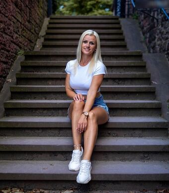 Sunyyy Nakenläckor OnlyFans Foto 69