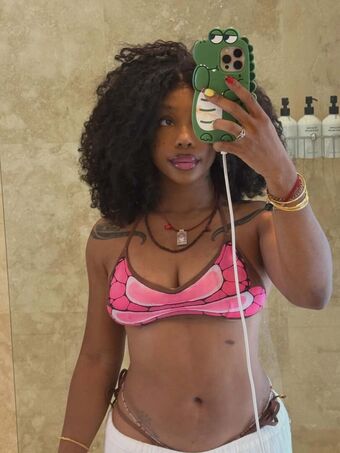 SZA Nakenläckor OnlyFans Foto 151