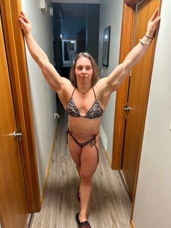 taragreenwebber Nakenläckor OnlyFans Foto 9