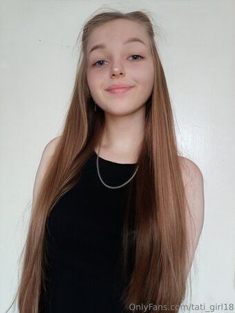 tati_girl18 Nakenläckor OnlyFans Foto 4