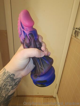 tatted_shadow Nakenläckor OnlyFans Foto 13