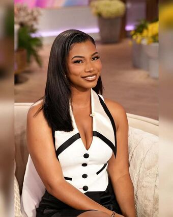 Taylor Rooks