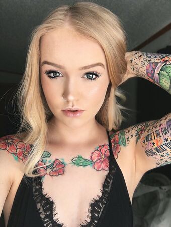 Taysux // Taylor Haugen // miller white