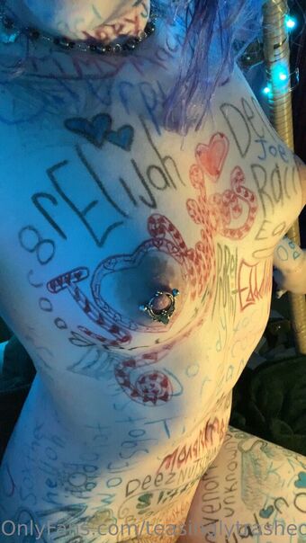 teasinglytrashed Nakenläckor OnlyFans Foto 11