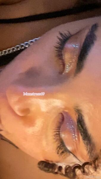 tellyplusone Nakenläckor OnlyFans Foto 17