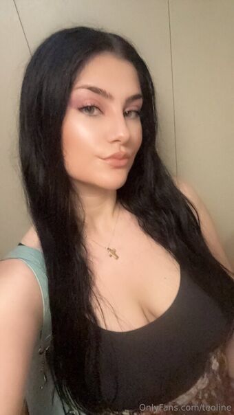 teoline Nakenläckor OnlyFans Foto 2