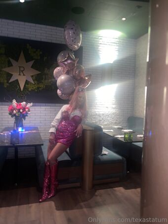 texastatum Nakenläckor OnlyFans Foto 33