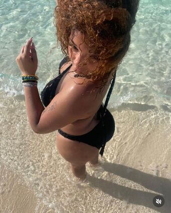 thatcurlyyaudyy Nakenläckor OnlyFans Foto 9