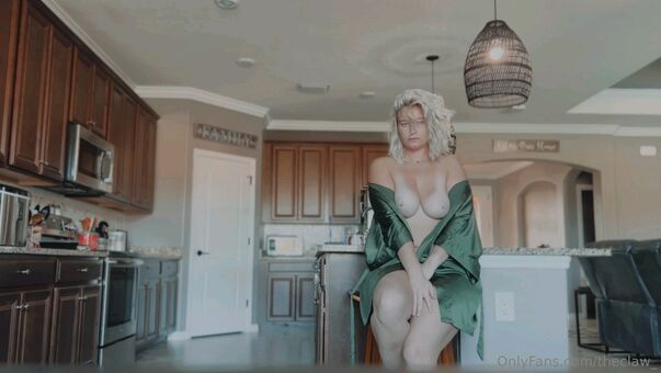 Theclaw_ Nakenläckor OnlyFans Foto 8
