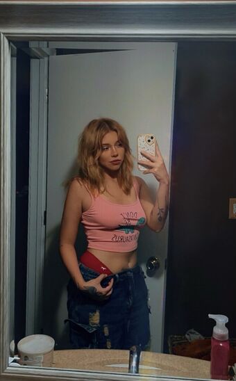 TheeValkyrie Nakenläckor OnlyFans Foto 2