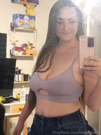 thejerilynn_ Nakenläckor OnlyFans Foto 18