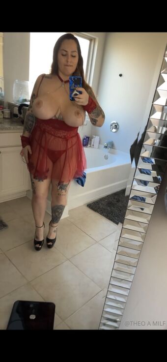 Theo The Milf