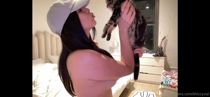 ThiccyVal Nakenläckor OnlyFans Foto 22