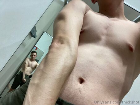 thickshot Nakenläckor OnlyFans Foto 1