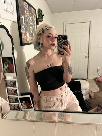 thisisecstasy Nakenläckor OnlyFans Foto 1