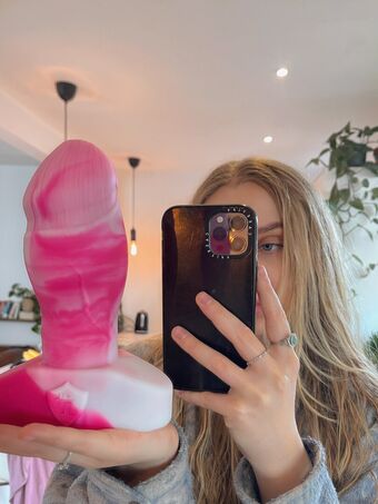 thorrifree Nakenläckor OnlyFans Foto 2