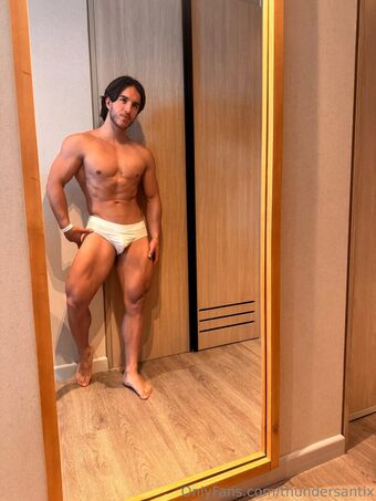 thundersantix Nakenläckor OnlyFans Foto 10