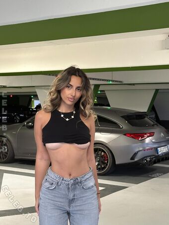 tiffanyana Nakenläckor OnlyFans Foto 33