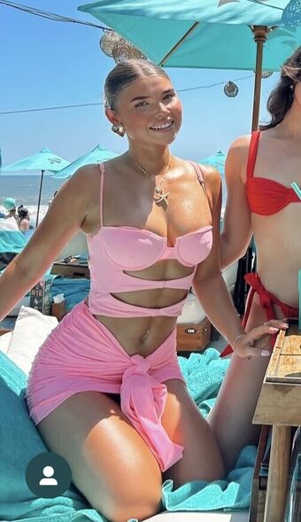 Tillybartram Nakenläckor OnlyFans Foto 19