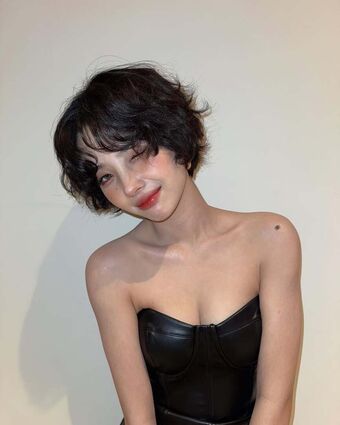 tiny.pretty.j