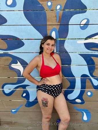 tinydancerbritt Nakenläckor OnlyFans Foto 9