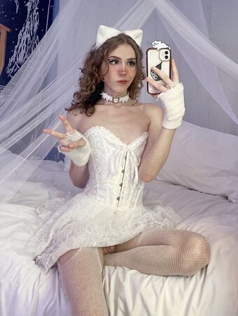 tkittenxo Nakenläckor OnlyFans Foto 26
