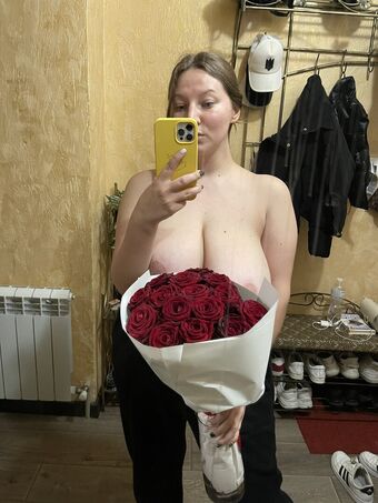 TKristina Nakenläckor OnlyFans Foto 16