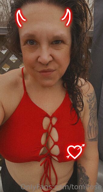 tomirose Nakenläckor OnlyFans Foto 7